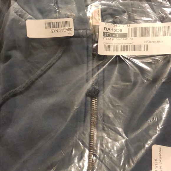 Free People Vagabond Vest Workout Oversized - Picture 2 of 3